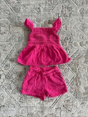 Cat & Jack Girls 3T Hot Pink Two-Piece Top & Shorts Set